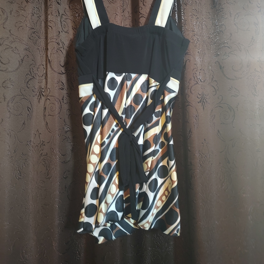 Shirt - Picture 3 of 4